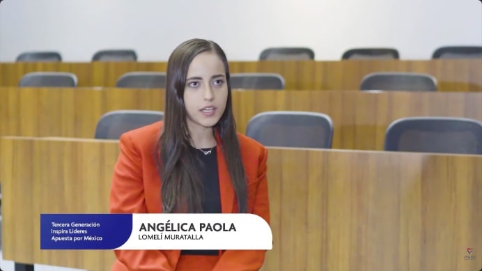 Angélica Paola Lomelí Muratalla